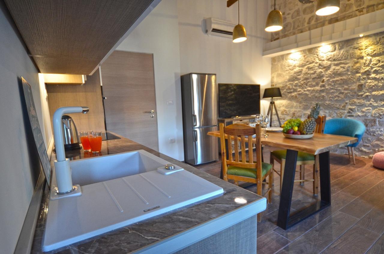 Noanna Apartment โรวีน ภายนอก รูปภาพ